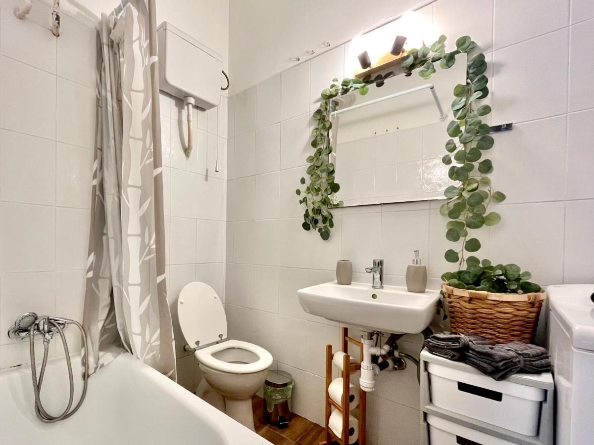 Apartment With Free Parking Budapest Exterior photo